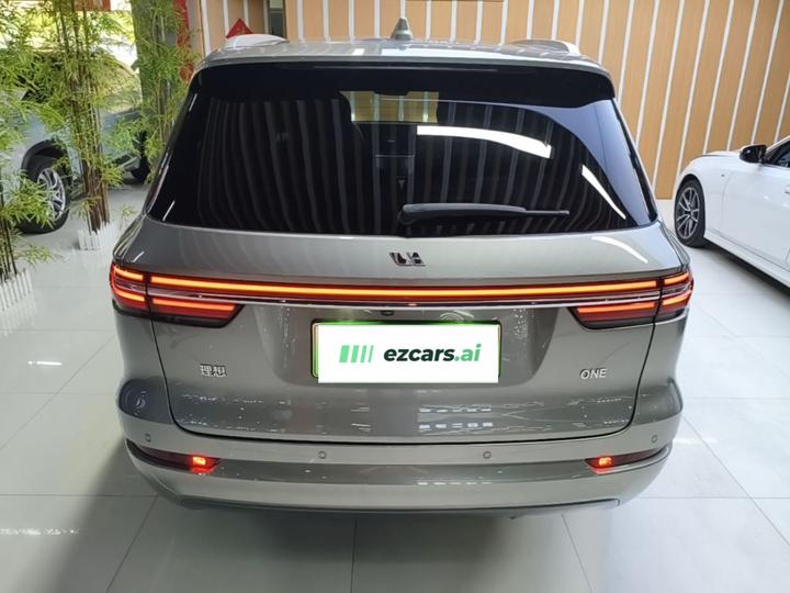 Li Auto ONE 2021 EREV 6-Seater photo 3