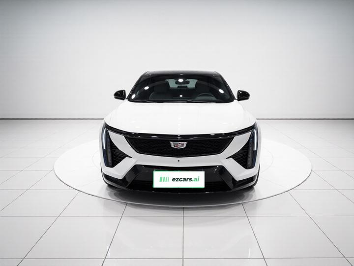 IQ 2024 AWD Long Range photo 2