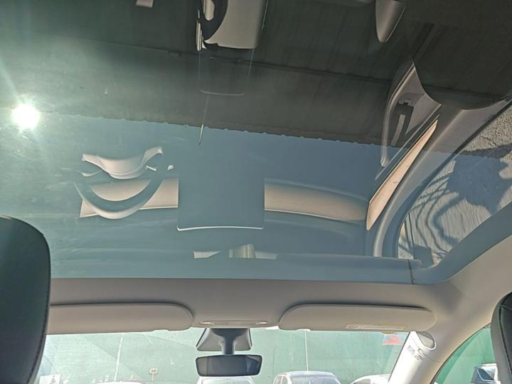Model Y 2021 Standard Range RWD photo 7
