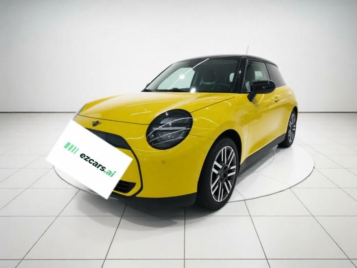 MINI COOPER 2024 456km COOPER E Classic