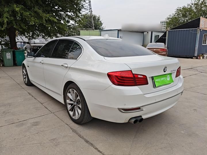 5 Series 2017 525Li Leading photo 4