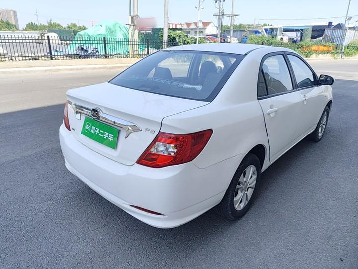 F3 2015 1.5L MT Luxury photo 4