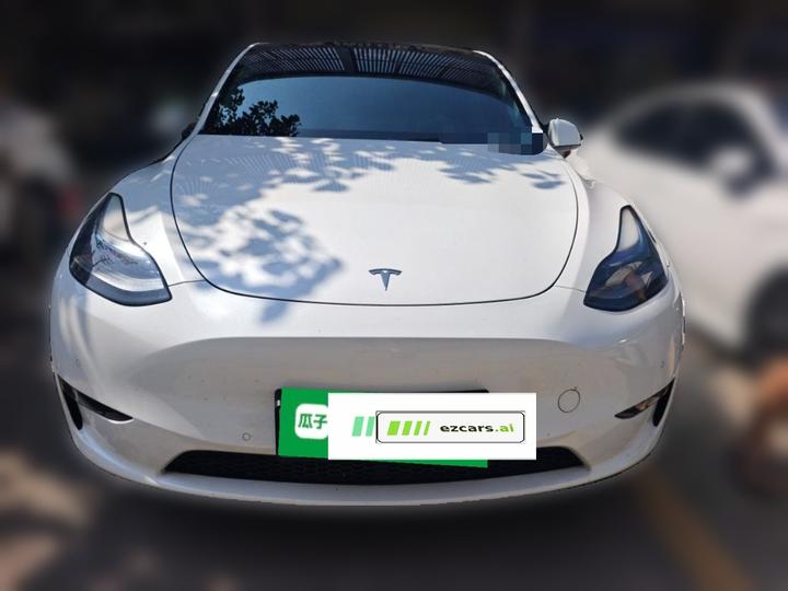 Model Y 2022 Long Range AWD photo 2