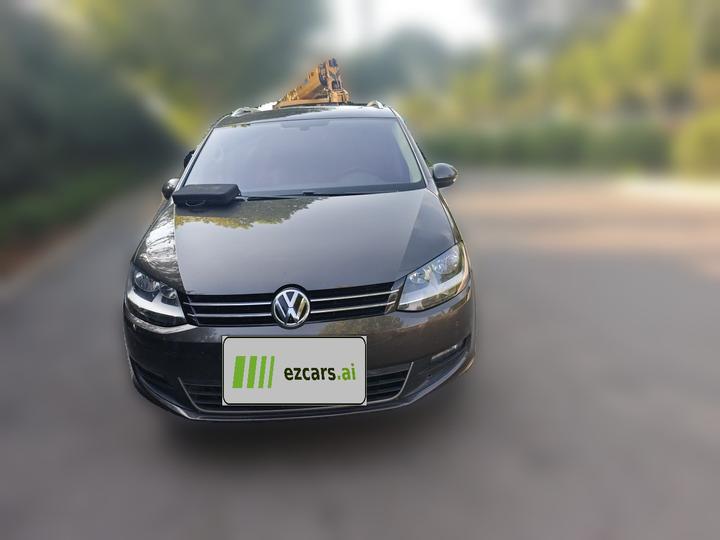 2018 380TSI 6-Seater photo 2