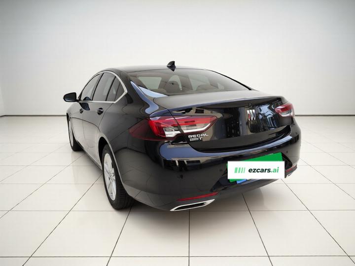 Regal 2024 Facelift 25T photo 4