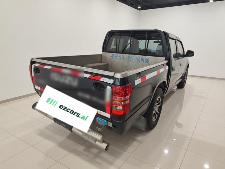 Isuzu Pickup 2015 2.8T RWD 4JB1CT photo 4
