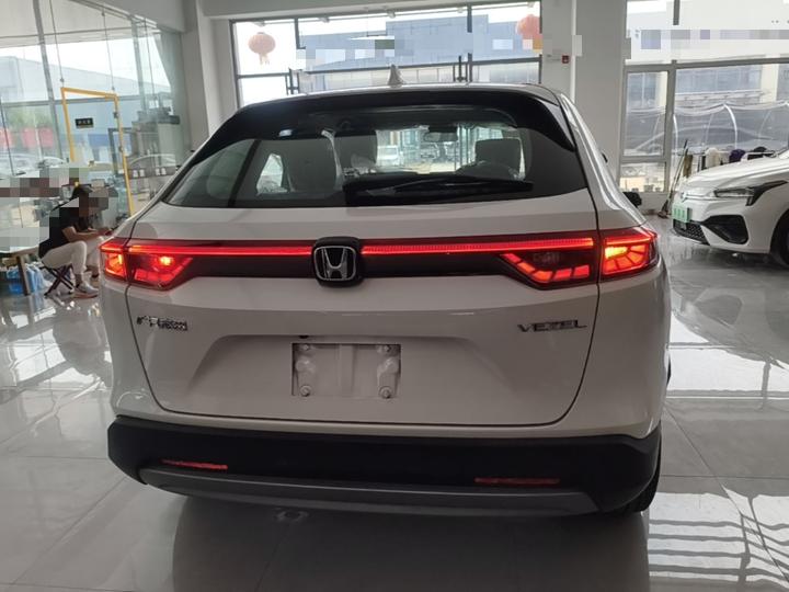 Vezel 2023 1.5L CVT Tech photo 3