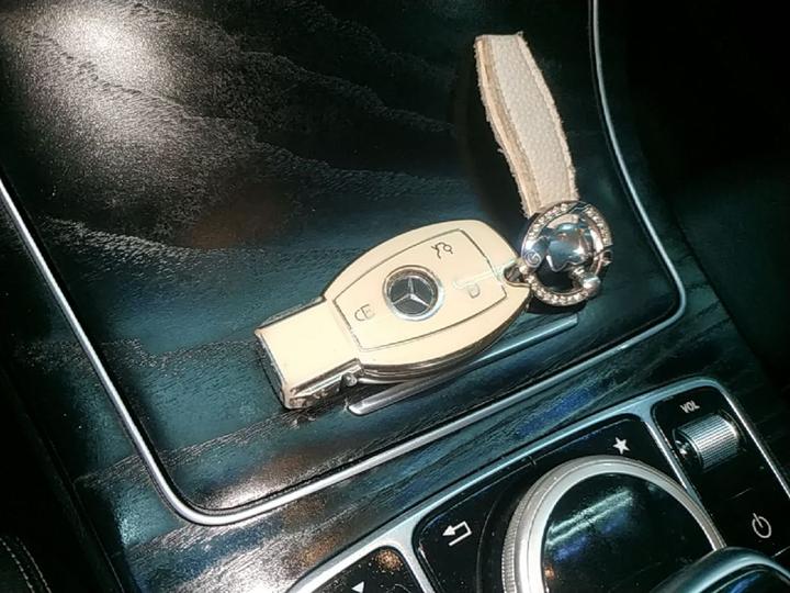 C-Class 2018 C 200 L Sport photo 8