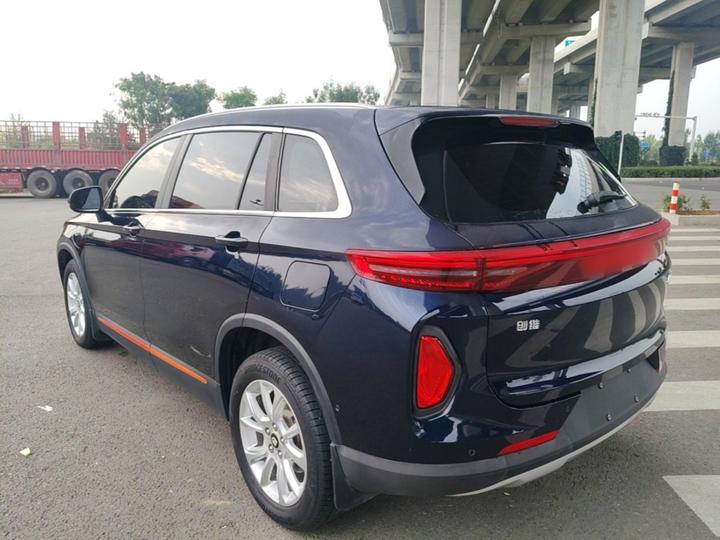 Skywell HT-i 2022 1.5L PHEV 115KM HT-i photo 4