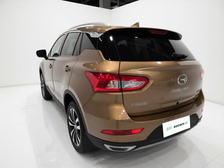 GAC Trumpchi GS4 2017 235T AT RWD Luxury Connected photo 4