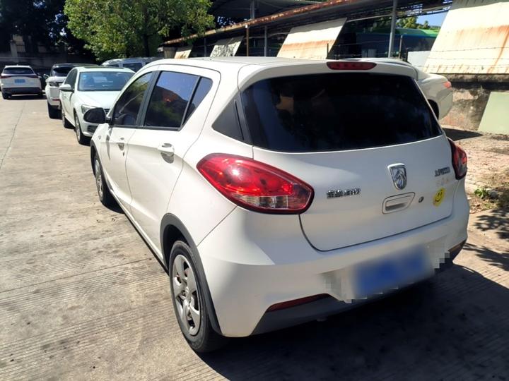 310 2016 1.2L MT Comfort photo 4
