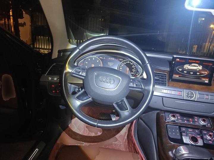 A8 2014 A8L 45 TFSI quattro Comfort photo 7