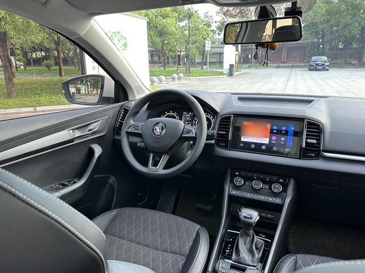 Karoq 2021 TSI280 Luxury photo 4
