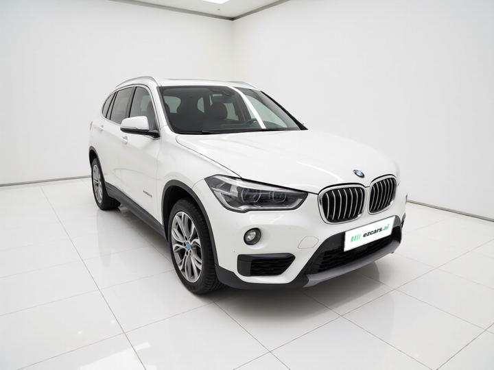 X1 2018 sDrive20Li Leading photo 3