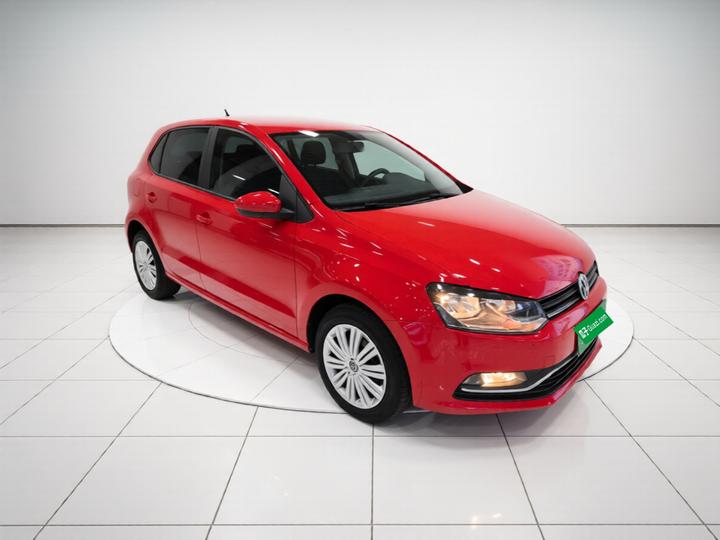 Polo 2016 1.6L AT Comfort photo 3