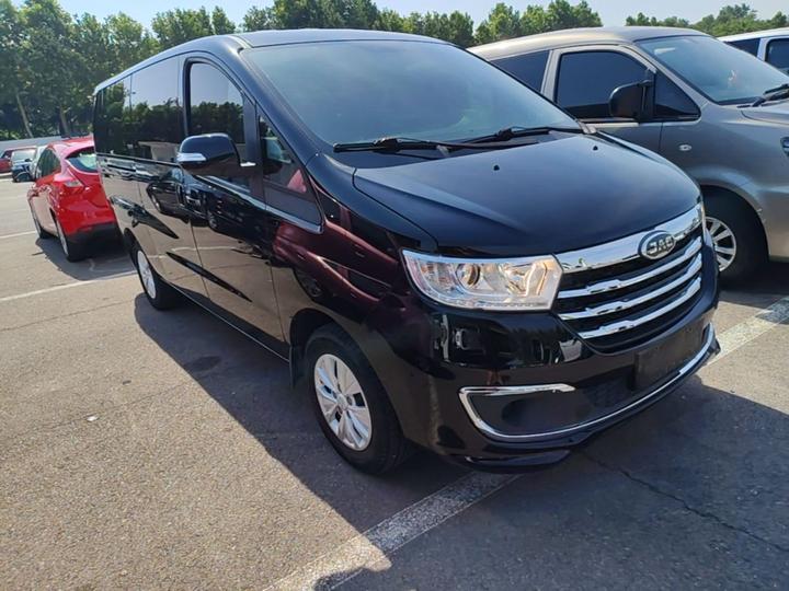Refine M3 2022 PLUS 1.8L 7-Seater Standard photo 3