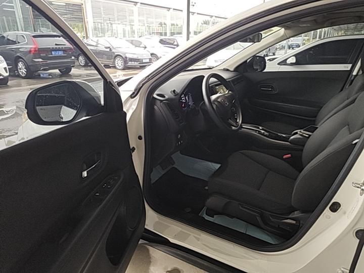 Vezel 2020 1.5L CVT Elite photo 3