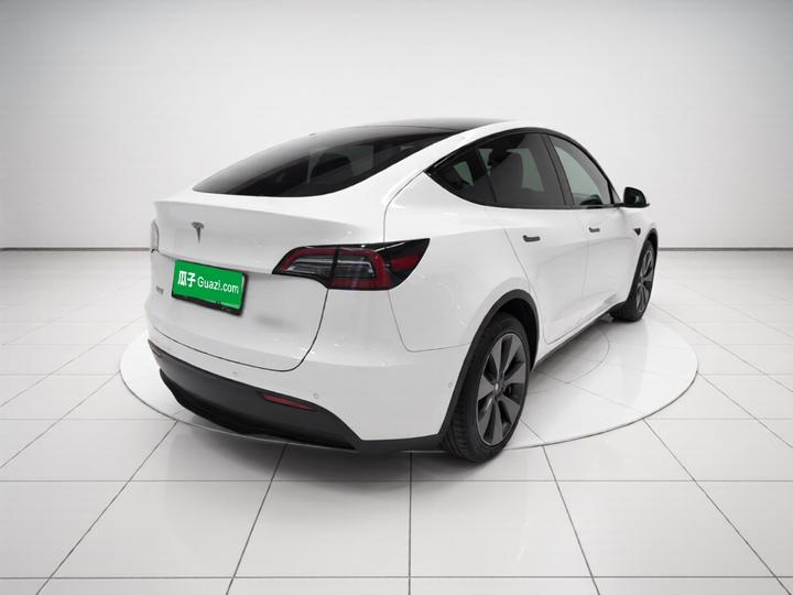 Model Y 2022 Facelift Long Range AWD photo 4