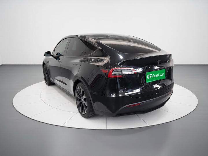 Model Y 2023 RWD photo 4