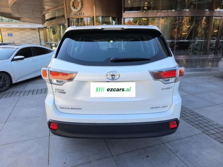 Highlander 2017 2.0T AWD Luxury 7-Seater photo 6