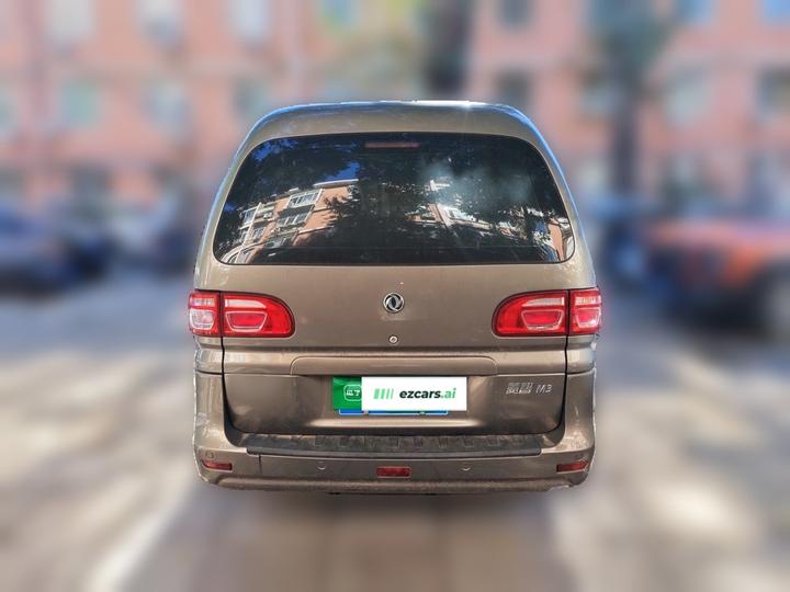 Lingzhi 2018 M3 1.5L 5-Seater photo 5