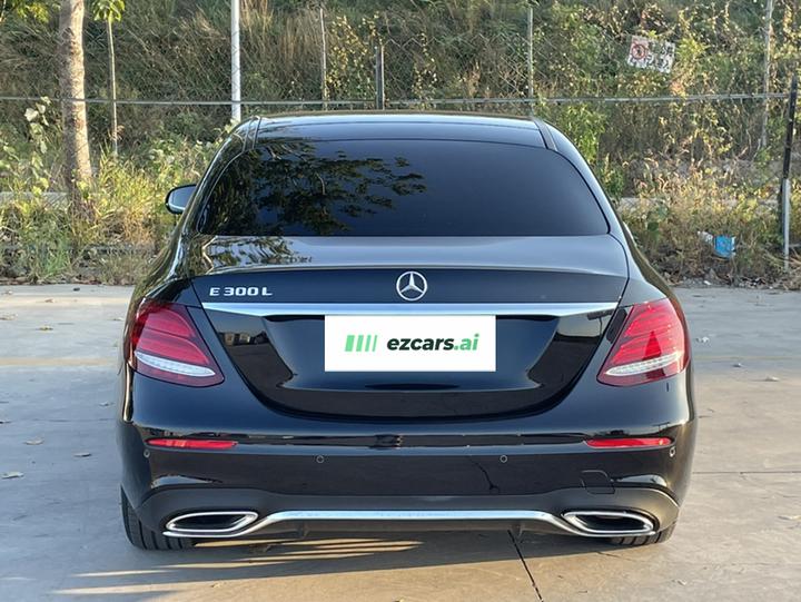E-Class 2019 Facelift E 300 L Sport Luxury photo 4