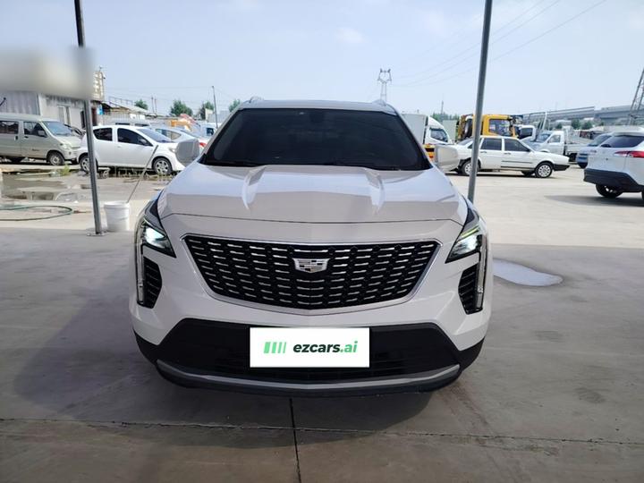 XT4 2018 28T RWD Luxury photo 2