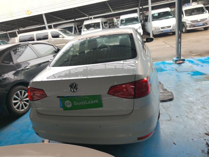 Sagitar 2015 1.6L AT Comfort photo 5