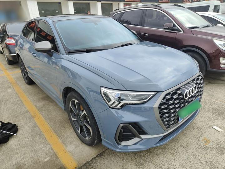 Q3 Sportback 2022 40 TFSI RS photo 3