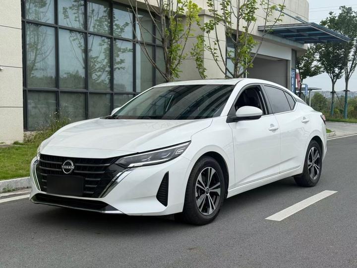 Sylphy 2023 1.6L CVT Enjoy