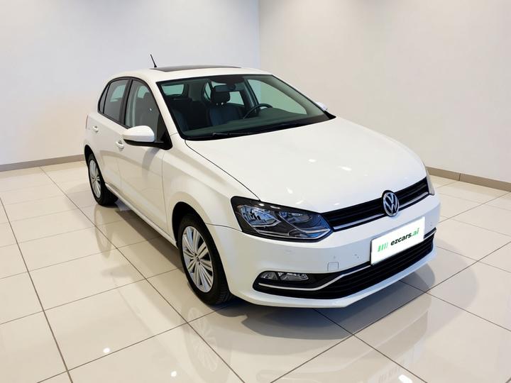 Polo 2016 1.6L AT Comfort photo 3