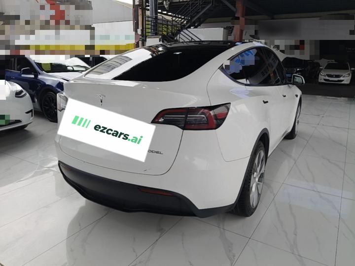 Model Y 2022 RWD photo 6
