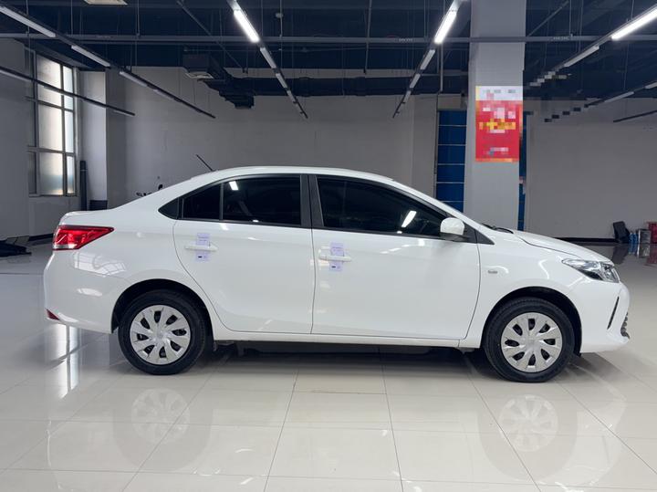 Vios 2017 1.5L CVT photo 4