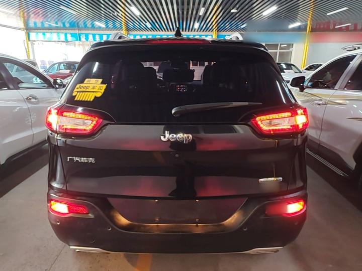 Cherokee 2016 2.4L Smart photo 3