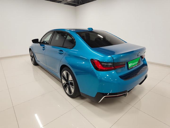 i3 2023 eDrive 40 L Sport Package photo 4