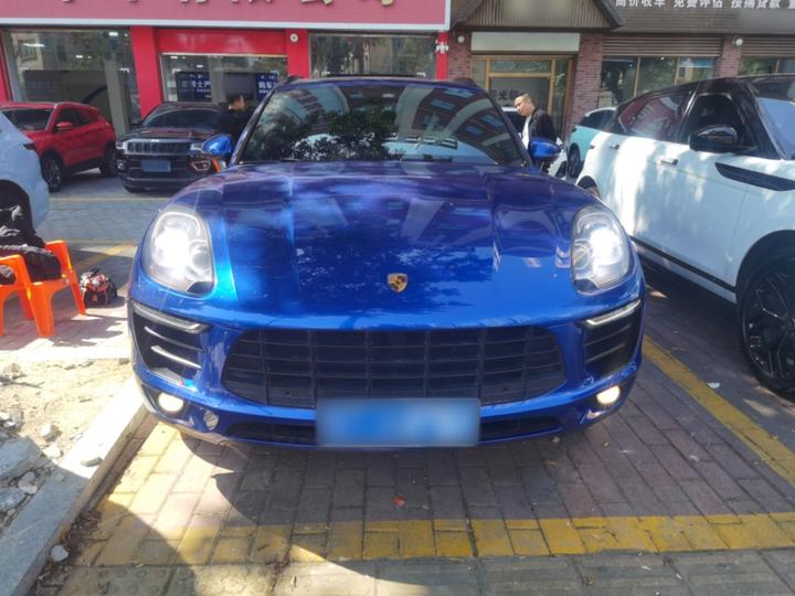 2017 Macan S 3.0T photo 2