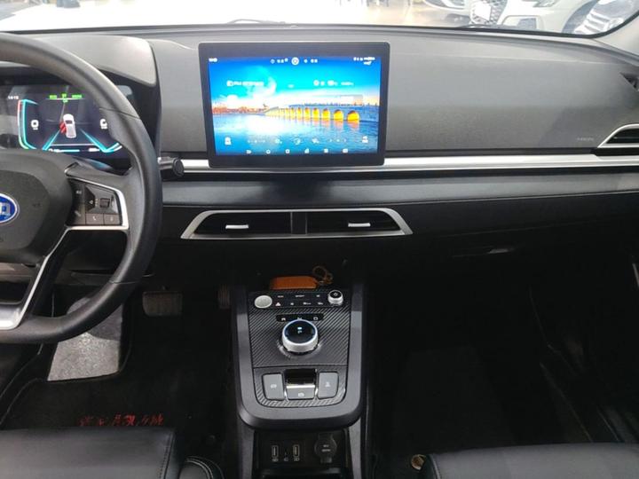 e2 2019 Range Luxury photo 8
