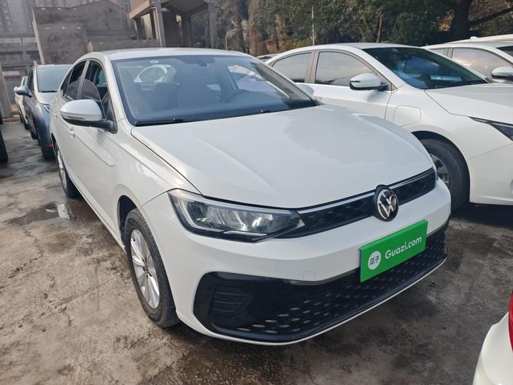 Lavida 2023 1.5L AT photo 3