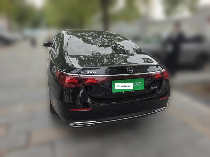 E-Class 2024 E 300 L Luxury photo 4