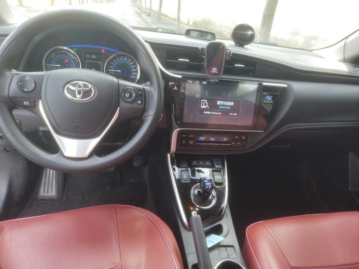 Corolla 2017 Facelift Hybrid 1.8L E-CVT Leading photo 5