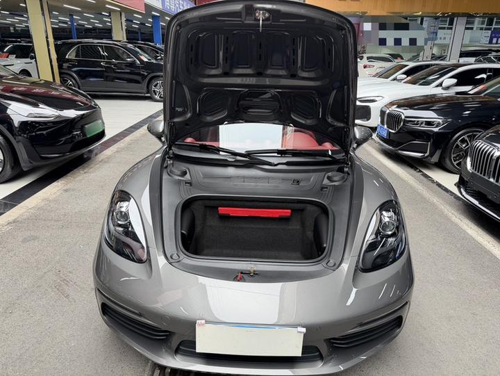 718 2022 Cayman 2.0T photo 8
