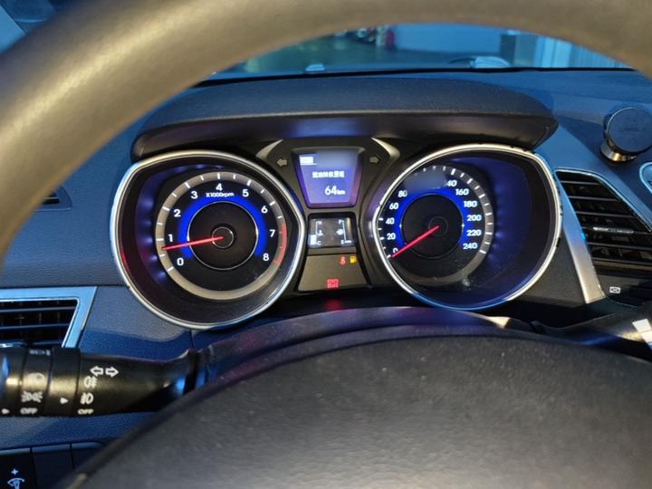 Elantra 2012 1.6L MT Leading photo 4