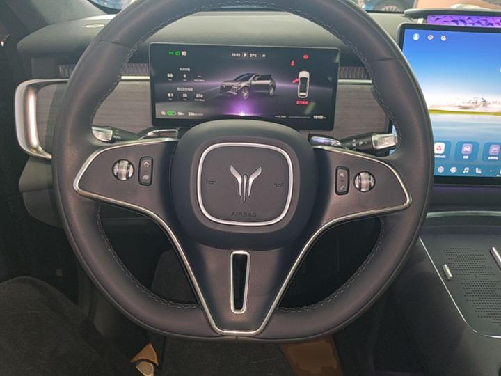 Voyah 2025 AWD Qiankun photo 6
