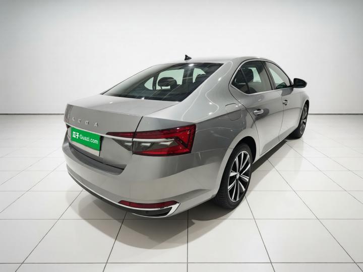 Superb 2024 TSI280 DSG Exclusive photo 4