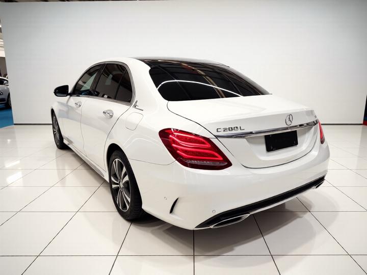 C-Class 2017 C 200 L Sport photo 4
