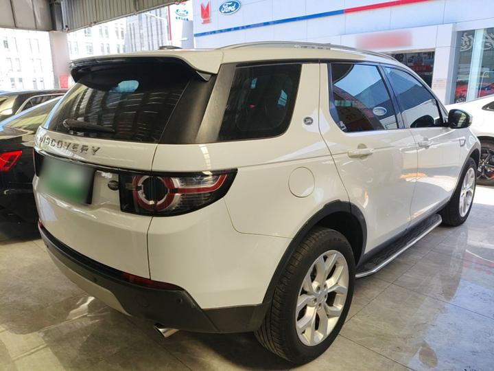 Discovery Sport 2016 2.0T HSE photo 4
