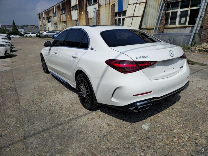 C-Class 2023 C 260 L Sport photo 4