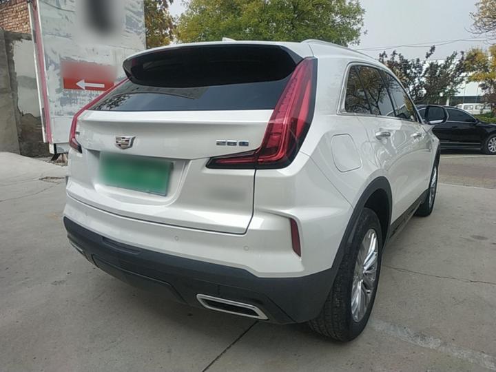 XT4 2024 28T RWD Luxury photo 6