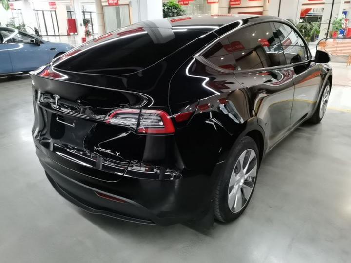 Model Y 2022 RWD photo 4