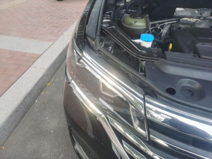 Viloran 2022 380TSI photo 7